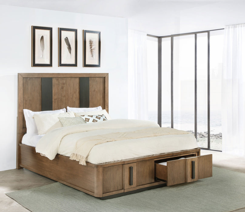 Terrace Queen Bed