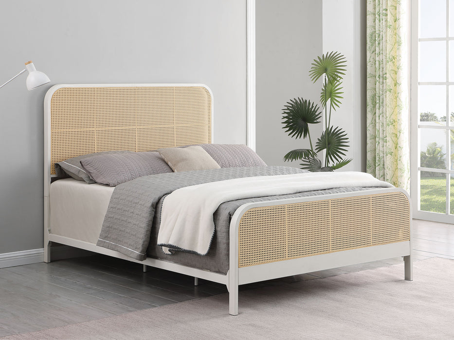 Lanewood Queen Bed